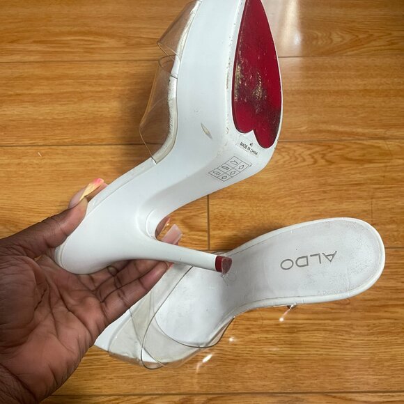 White Heart Shape Heels - Picture 3 of 3